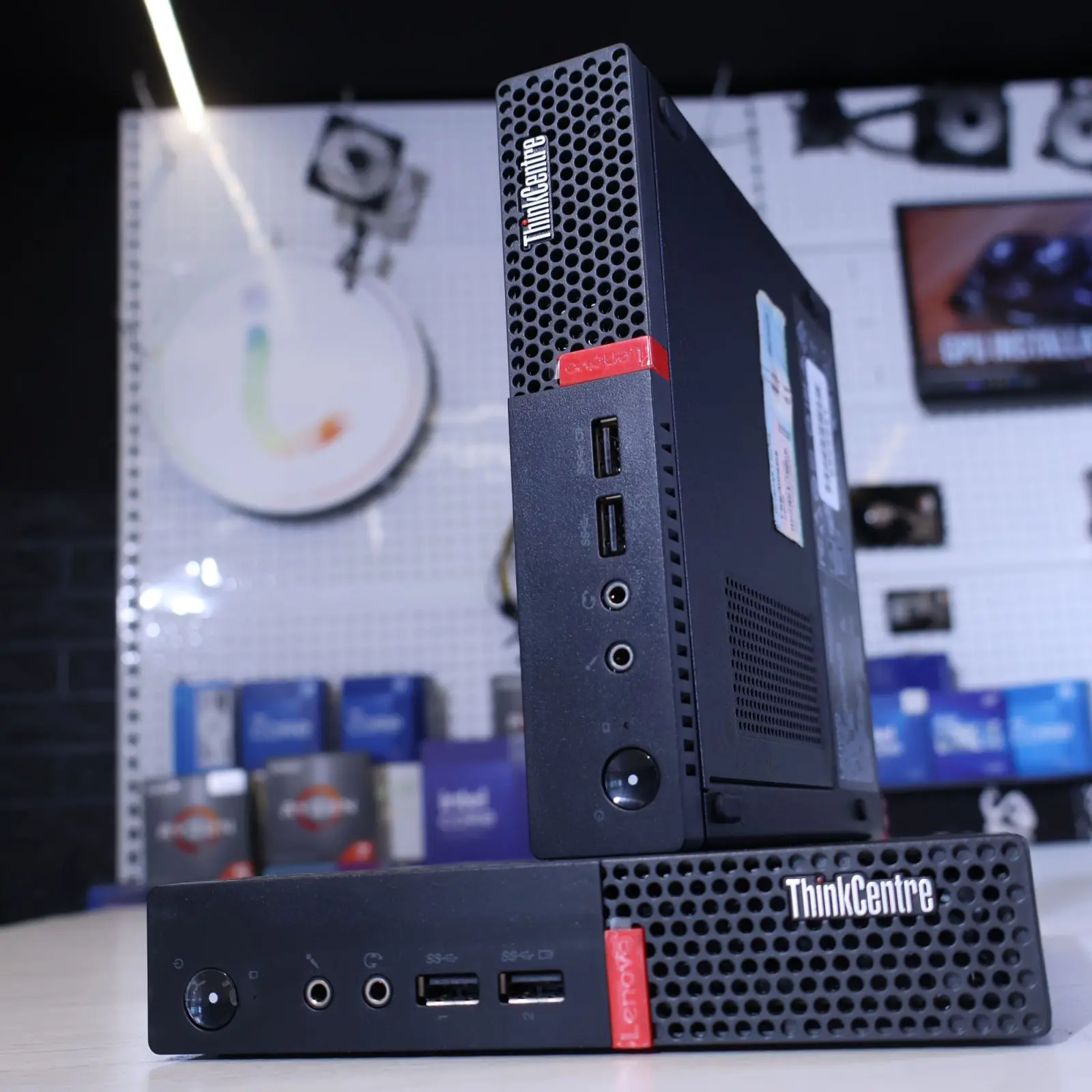 Lenovo ThinkCentre M710q Mini Desktop PC | Informatics-dz